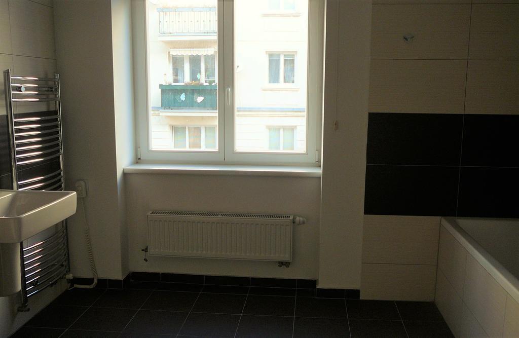 Lion Apartments Medena, Big Size, High Ceilings 브라티슬라바 외부 사진