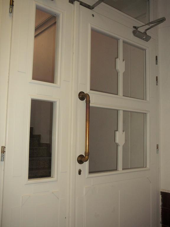 Lion Apartments Medena, Big Size, High Ceilings 브라티슬라바 외부 사진