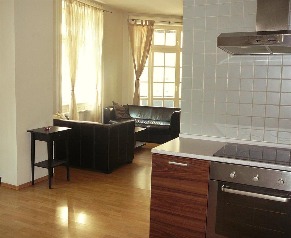 Lion Apartments Medena, Big Size, High Ceilings 브라티슬라바 외부 사진