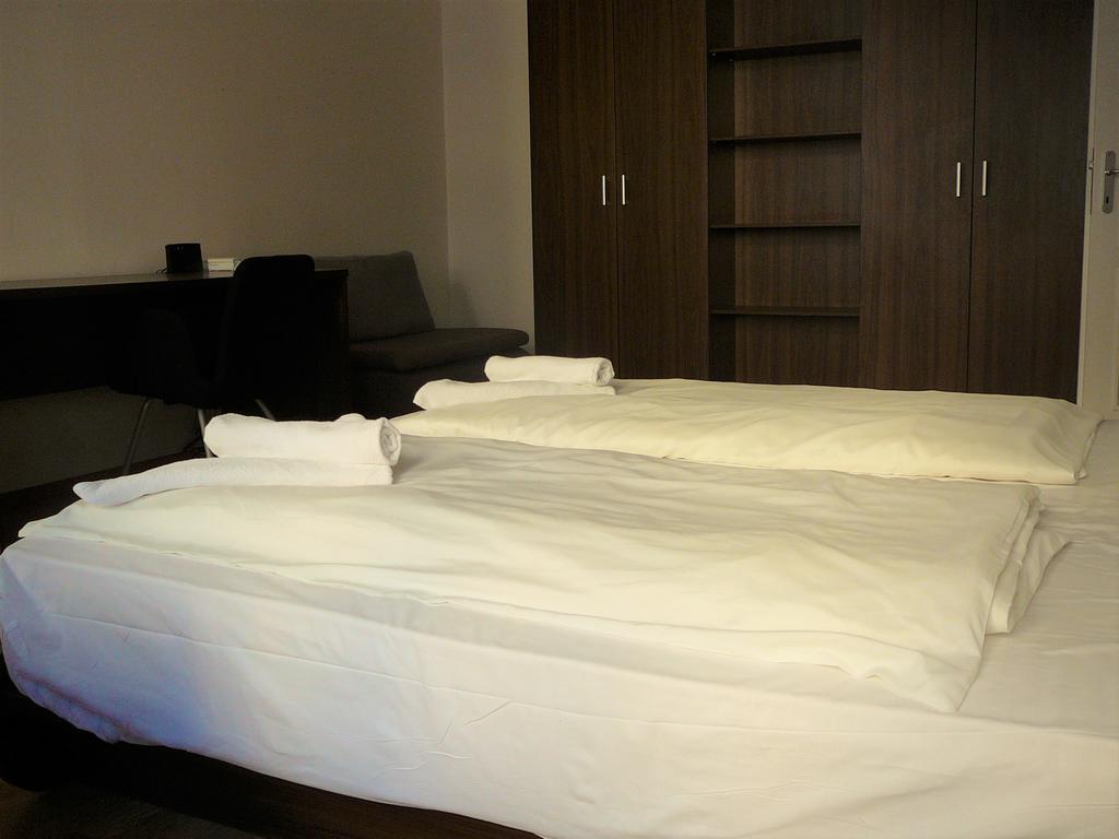 Lion Apartments Medena, Big Size, High Ceilings 브라티슬라바 외부 사진